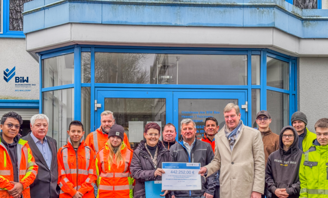 Übergabe Zuwendungsbescheid zur energetischen Modernisierung des alten Gästehauses AFZ Walldorf
